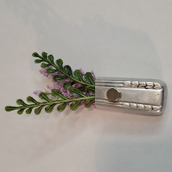 Refrigerator bud vase handcrafted from vintage silverware - Picture 4 of 8